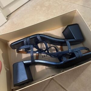 Sezane sandals - new/never worn/ size 40/us 9